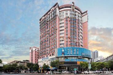 Hanting Hotel Longyan Zhongshan Road