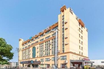 Hanting Hotel Shanghai Lingang Free Trade Zone
