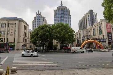 Otel Hi Inn Suzhou Park North