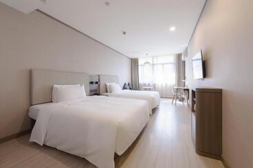 Hanting Hotel Zhoukou Shenqiu People S Hospital