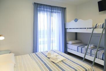 Pensjonat Villa Del Gaudio Rooms & Apartments