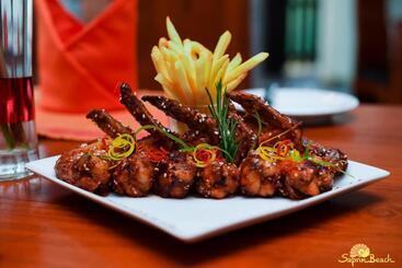 فندق Saprin Beach Resort