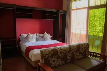 هتل Malville Boutique