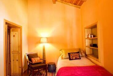 Resort Mary Budden Estate