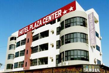 هتل Plaza Center