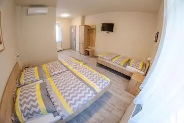 Bed and Breakfast Kolibri Panzió
