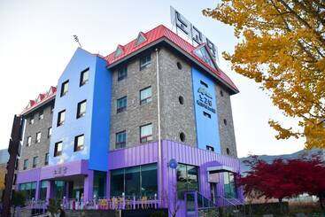 هاستل Nogodan Guesthouse And