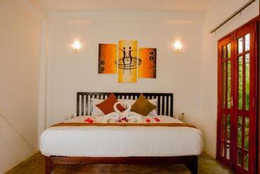 Bed and Breakfast Kamal Villa
