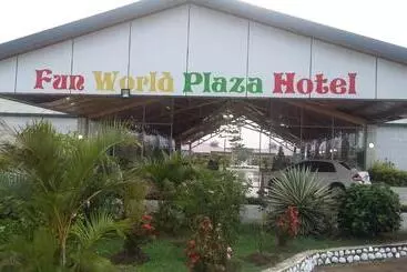 Hotel Funworld Plaza