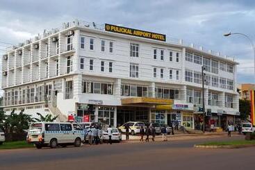 Hotel Pulickal Airport