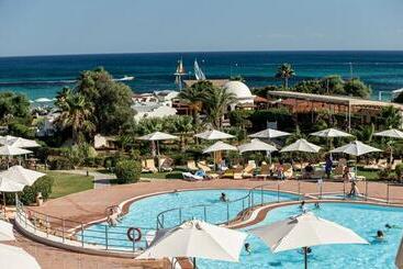 ホテル Calimera Delfino Beach Resort & Spa   All Inclusive