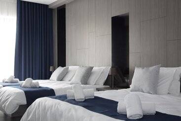 Отель The District