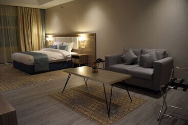 Glamour Inn Al Nuzha