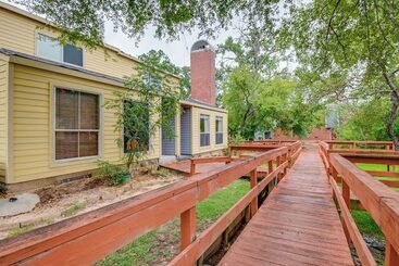 Hus på landet College Station Gem W/ Pool Access Near University