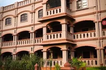 ホテル Mvt Guesthouse & Restaurant