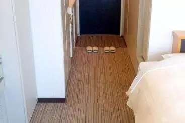 Otel Okaya Central