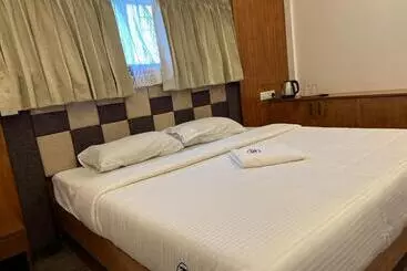 هتل Ksj Cottage Kodaikanal