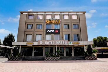 Oyo Hotel Shreeji