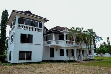 ベッドアンドブレックファースト Comfy Home Mbezi Beach   Nana Room