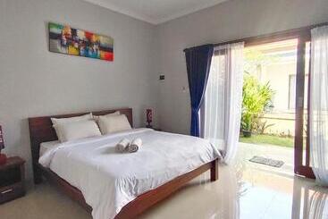 膳宿费 Kubu Dad Cik