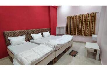 פנסיון Shree Puram