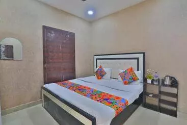 Hotel Millenium Residency