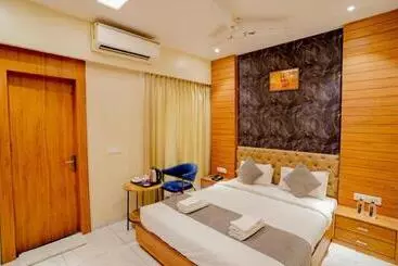 Hotel Premvan By Silverkey Hospitality