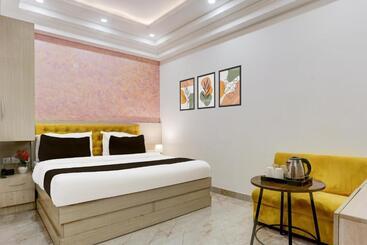 酒店 Super Townhouse Eden Garden Zirakpur