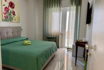 بنسيون Limonaieincentro