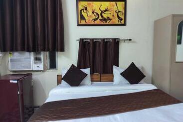 Hotelli Moon Premium Near Us Embassy Chanakyapuri