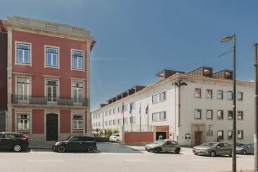 هتل Torel Avantgarde