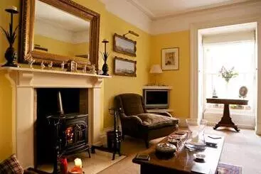 The Library House B&b