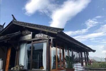 Bed & Breakfast 大理一念悦栖民宿