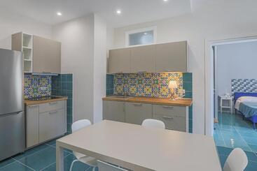 پانسیون Amami Home