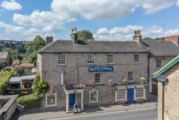 Hostel The George & Dragon