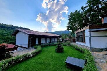 هتل мяхова къща