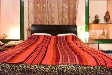 تختخواب و صبحانه Riad Youssef