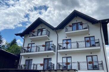 پانسیون Casa Complex Borsa