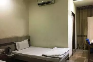 Hotel Maanpreet