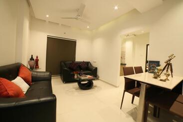 Hotel Acons Palm Beach