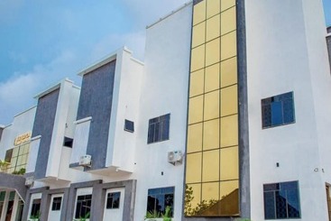 هتل Elegant Suites By Golden Bide Jos