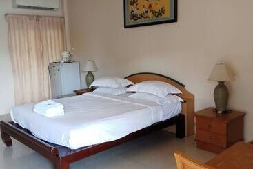 Szálloda Thai Ngam Palace