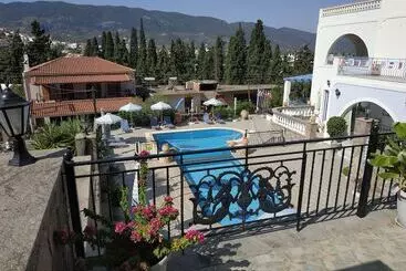 پانسیون Ktm Sunny Villas