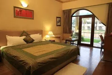 Swiss Traffalgaar Luxury Hotels