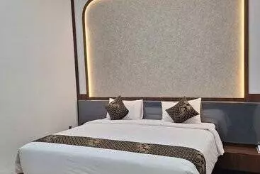 Bed and Breakfast Ar Raudhah Hotel Syariah