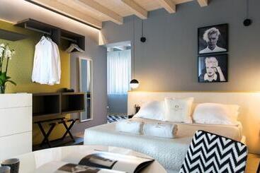 تختخواب و صبحانه Cinquesuites Ortigia