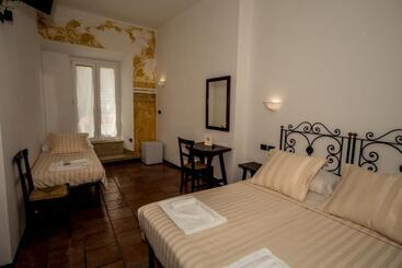 ホテル Porta Marmorea