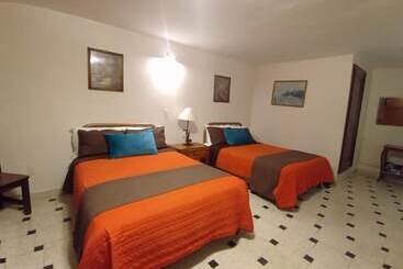 ホテル Doña Chela En Calvillo