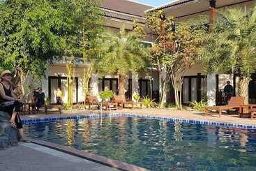 Vang Vieng Savanh Sunset View Resort