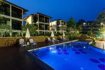Bansaeo Garden And Resort